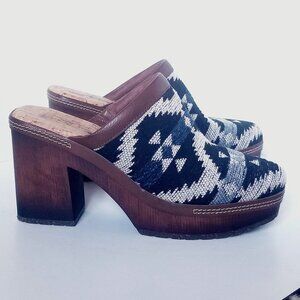 Korks Kork Ease Lori Aztec Print Fabric Leather Wooden Clog Slip On Boho Mules 8